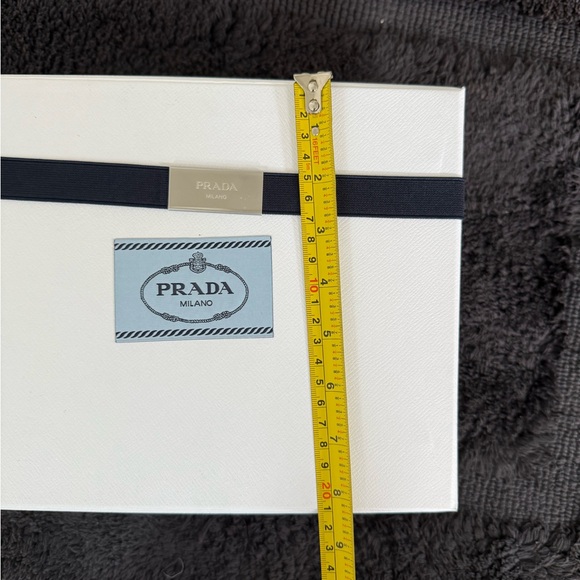 Prada Box, Prada Elastic Band - Picture 10 of 11